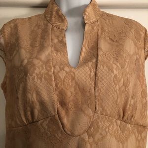 Pretty! Vintage lace top on nude with cap sleeves